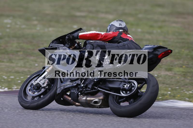 /30 27.07.2026  Dunlop Ride und Test Day ADR/Gruppe gelb Erfahren/77